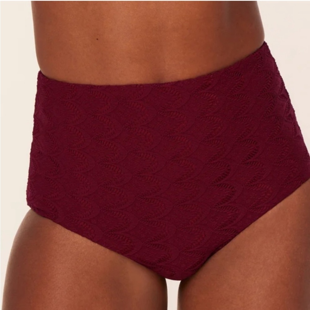Andie Super High Waisted Bikini Bottom‎ size L Crochet Syrah Red NWT